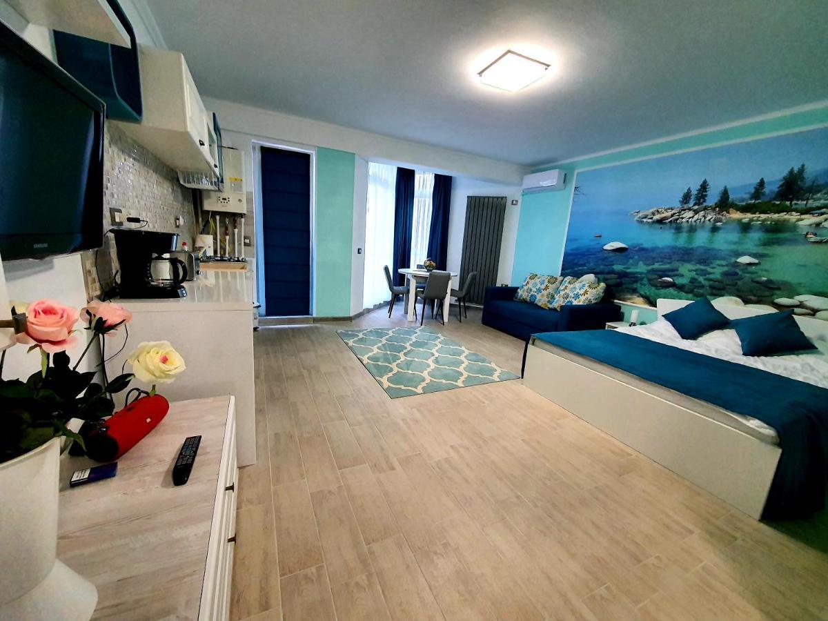Alezzi Majestic Apartments 97 Năvodari Extérieur photo